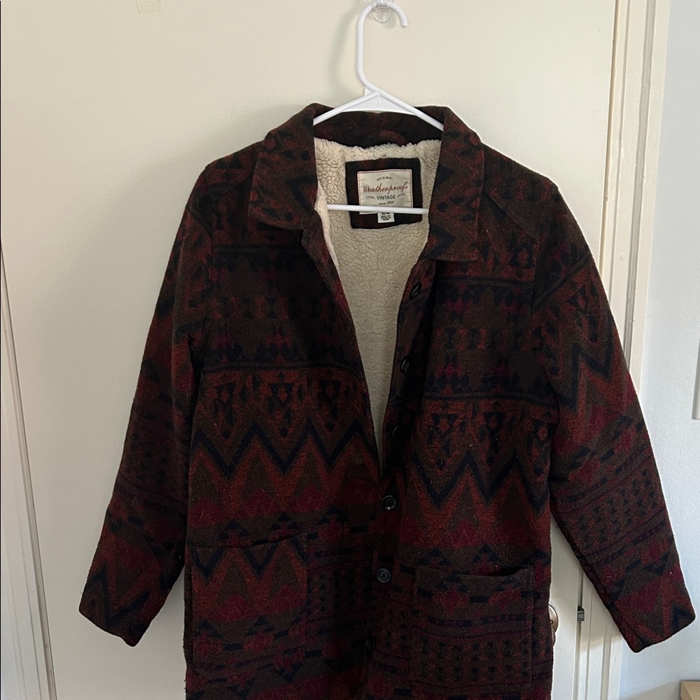 Stylish Women's Geometric Teddy Jacket - Red and Black